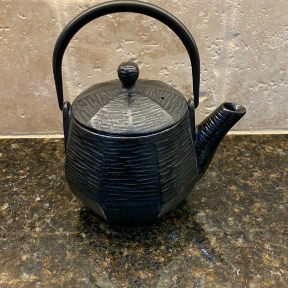 Teavana Kitchen Vintage Cast Iron Beehive Style Teapot Made In